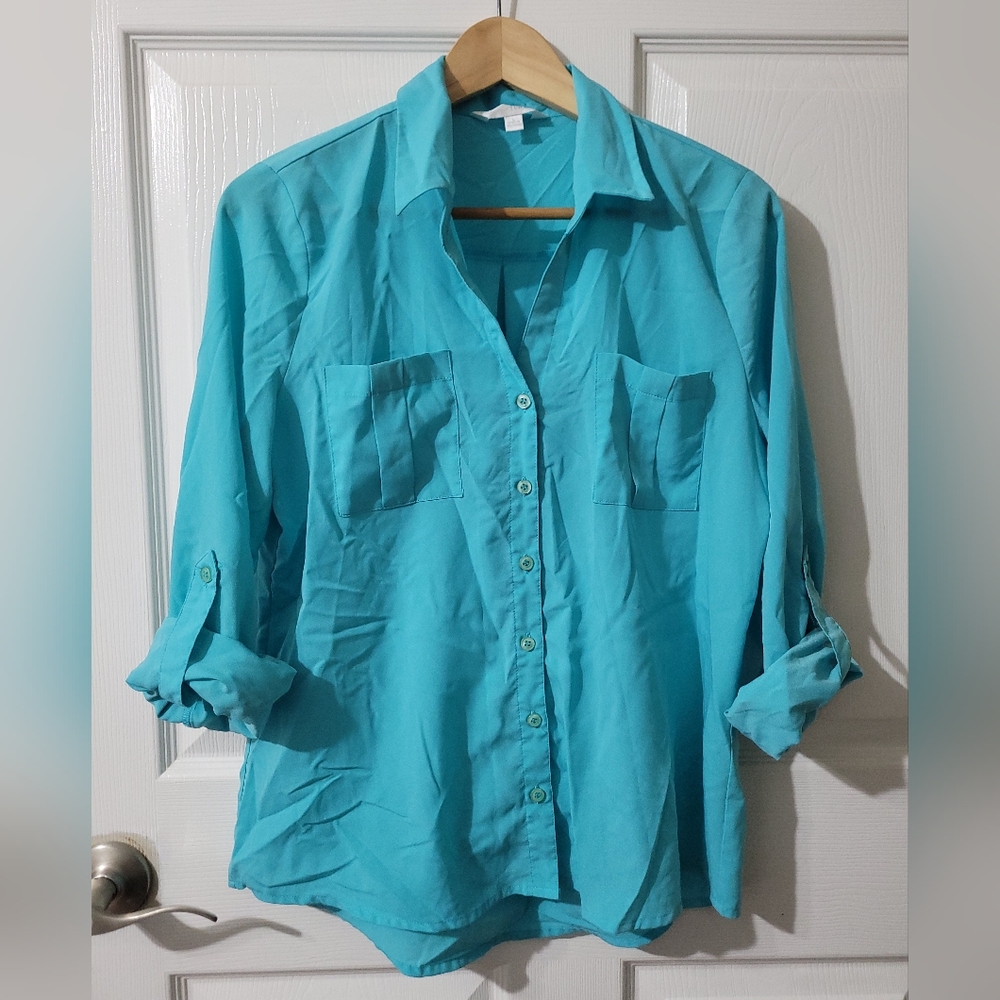 CHARMING CHARLIE Women's Button Up Blouse size Large